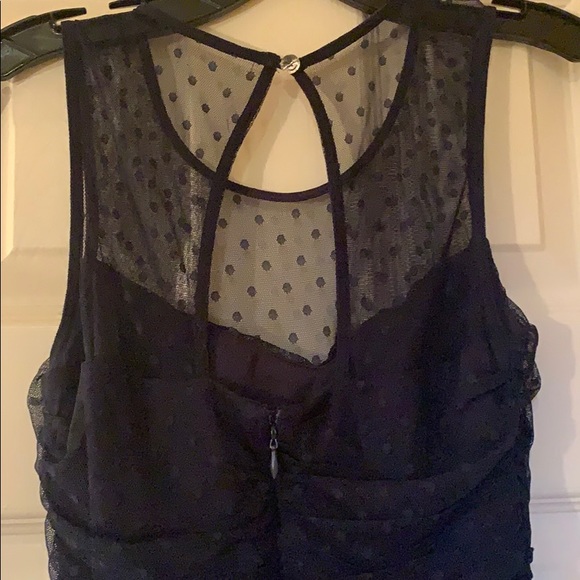 En creme mini dress - Picture 6 of 6